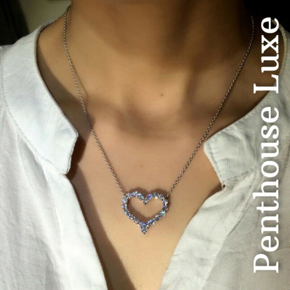 FINAL RESTOCK!! Dazzling Heart Outline Necklace - Picture 2 of 3
